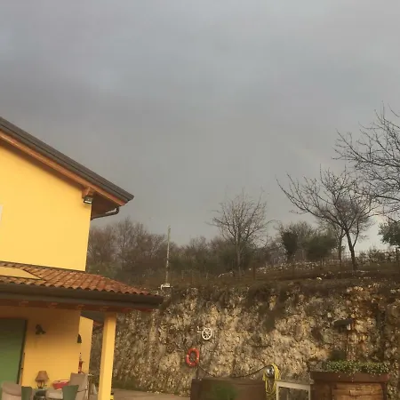 Agriturismo Macole Fattoria Con Spuntini Farm stay *
